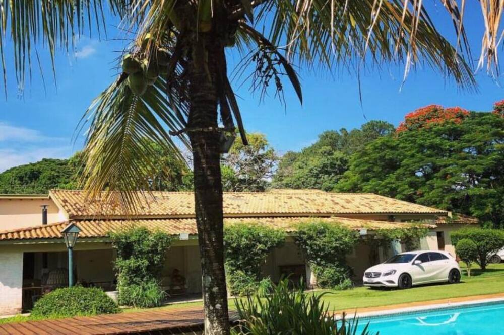 Wonderful Piracicaba Finca with heated pool 10 minutes from downtown
