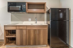 Standard Room, 1 King Bed with Sofa bed, Non Smoking | Memory-foam beds, desk, laptop workspace, iron/ironing board - WoodSpring Suites Greenville Haywood Mall (Greenville)