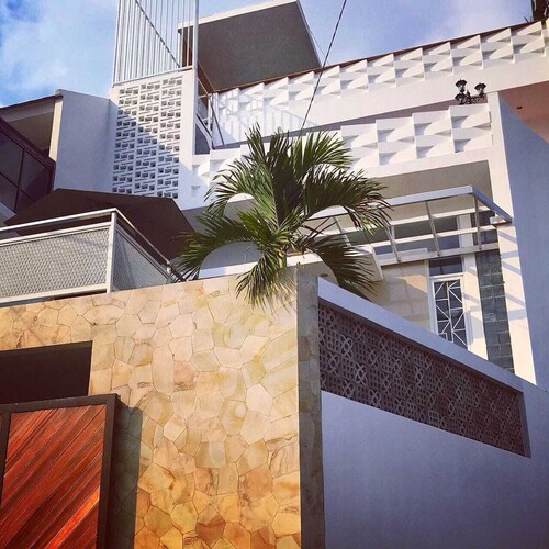 De Villa Atas Bukit by HouseinBandung