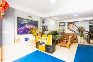 Reception - SPOT ON 804 My Hanh Hotel (Da Nang)