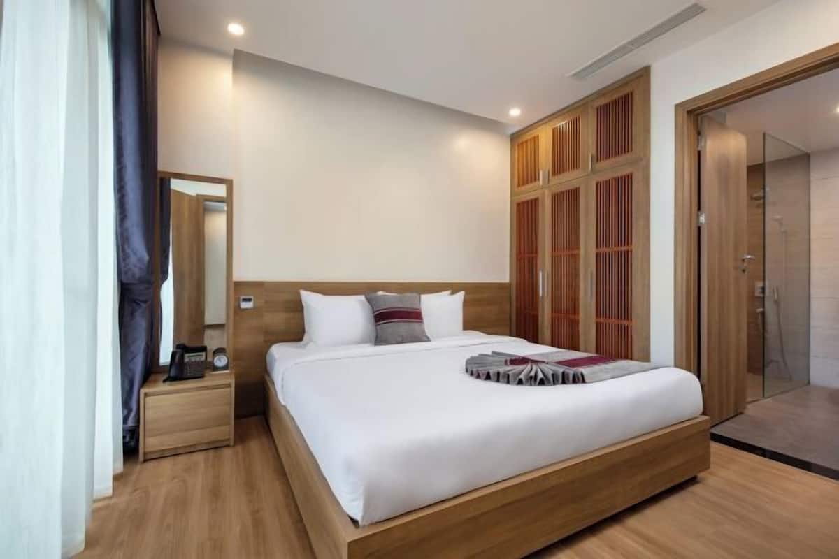 1 bedroom, minibar, in-room safe, desk