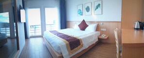 Deluxe Double Room | Memory foam beds, free WiFi