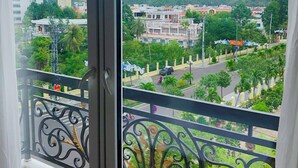 Standard Triple Room | Balcony view - Mia Hotel (Quy Nhon)