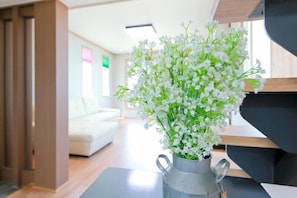 Duplex (1-201) | Living area - JNJ Village (Suncheon)