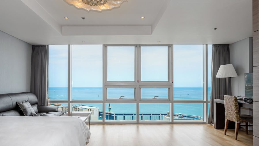 Haeundae Seacloud Hotel Residence