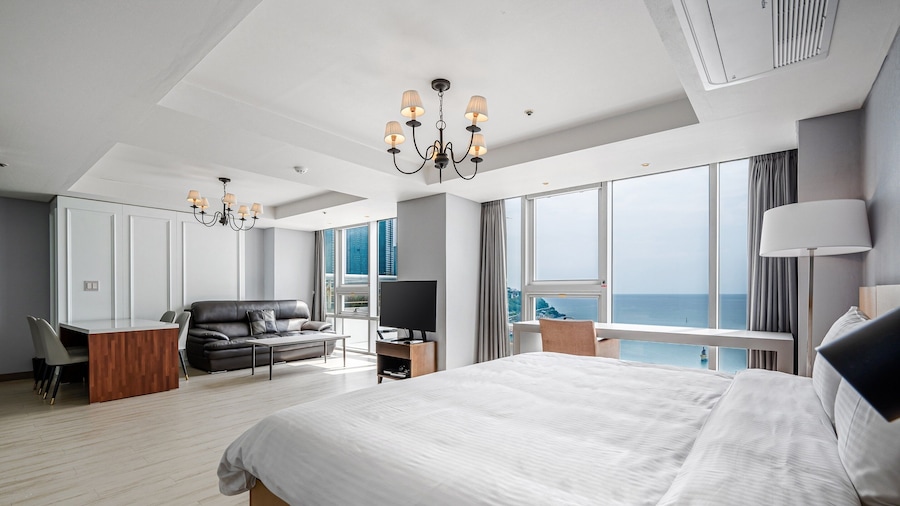 Haeundae Seacloud Hotel Residence