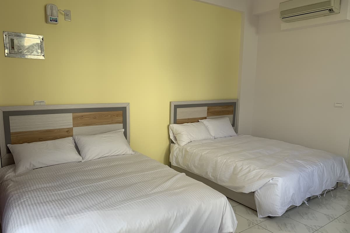 Double Room (201) | Wi-fi percuma, cadar katil