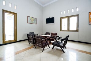 Siddeområde i lobbyen