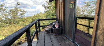 Private 40-acre Top of the Mountain Cabin with Stunning Panoramic Views, Deck