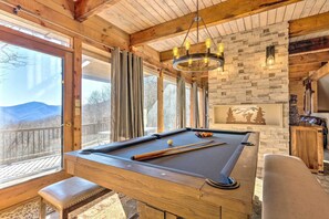 Games room - Golf, Sauna, Creek: Spectacular Smoky Mtn-View Gem (Maggie Valley)