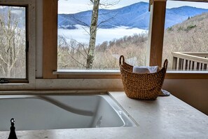 Interior - Golf, Sauna, Creek: Spectacular Smoky Mtn-View Gem (Maggie Valley)