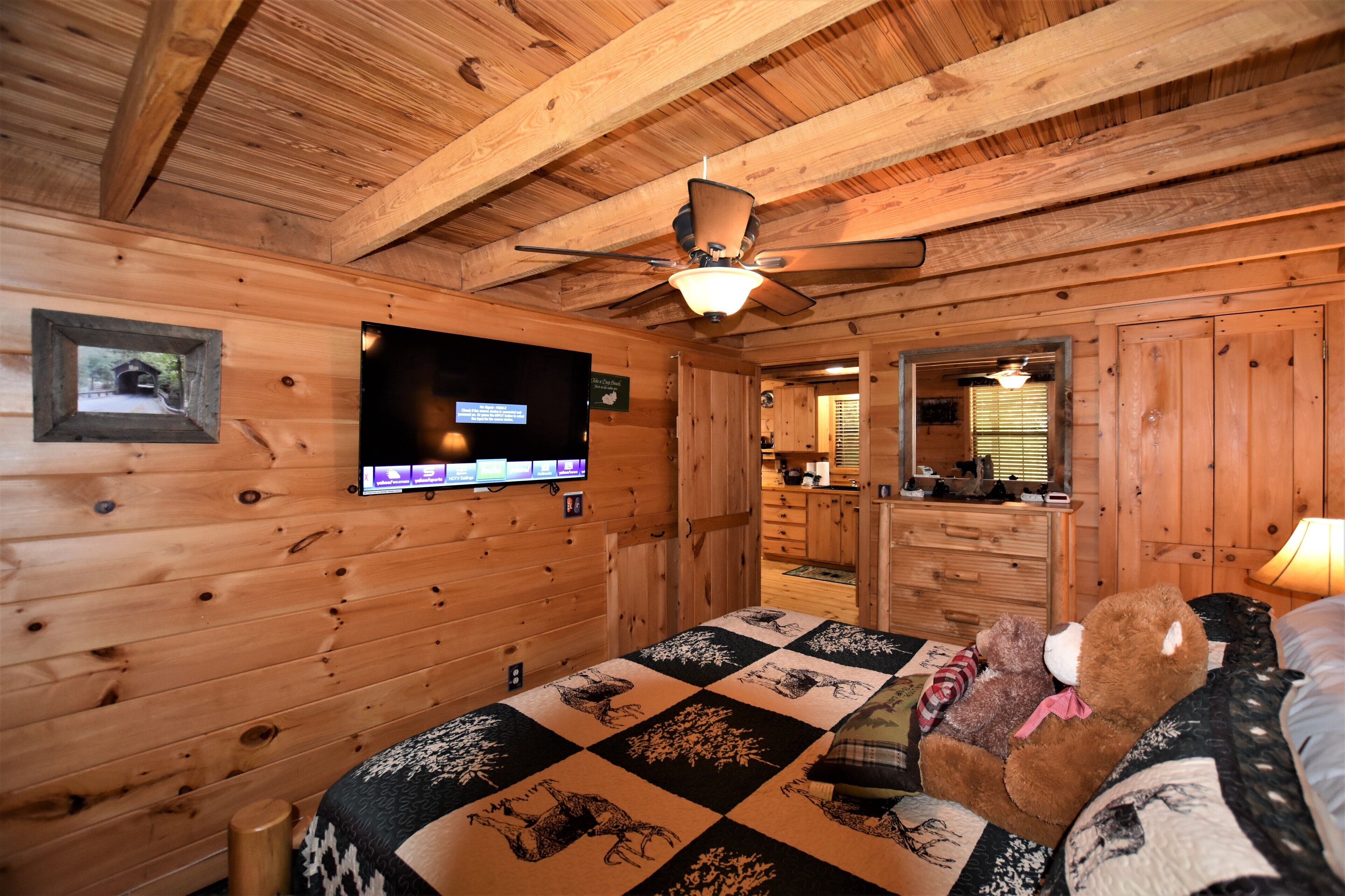 2 habitaciones, tabla de planchar con plancha y wifi gratis 