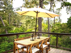 Outdoor dining - Forest Home with Deck, EV Charger, King Beds (Cambria)