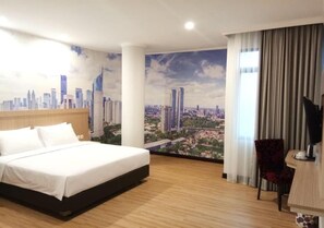 Premium bedding, memory-foam beds, desk, soundproofing - Hotel Zia Sanno Jakarta - Pluit (Jakarta)