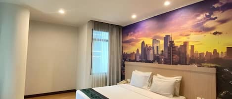 Premium bedding, memory foam beds, desk, soundproofing