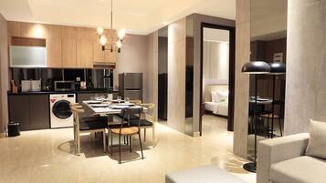 Presidential Suite, 3 Bedrooms | Living area