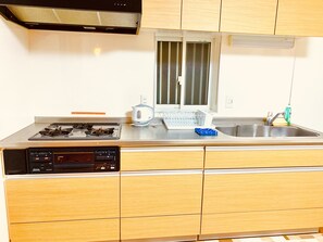 Private Vacation Home | Private kitchenette | Stovetop - Paragon Residence OSAKA (Osaka)