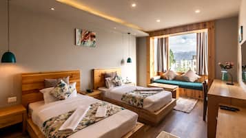 Superior Room, 1 King Bed, Hill View | Individually decorated, individually furnished, desk, laptop workspace