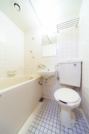 무료 세면용품, 헤어드라이어, 타월, 비누