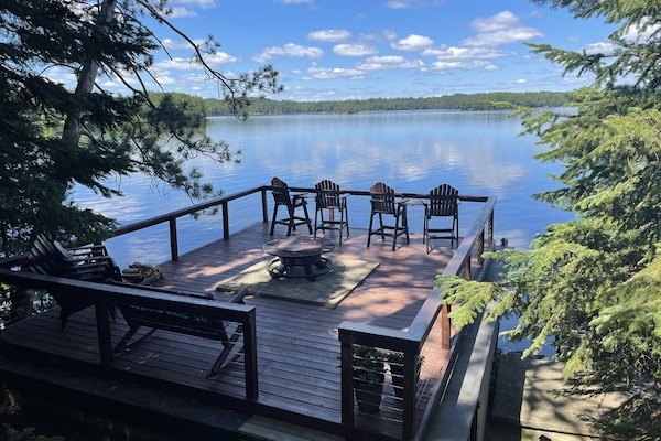 Best sunsets on the lake!