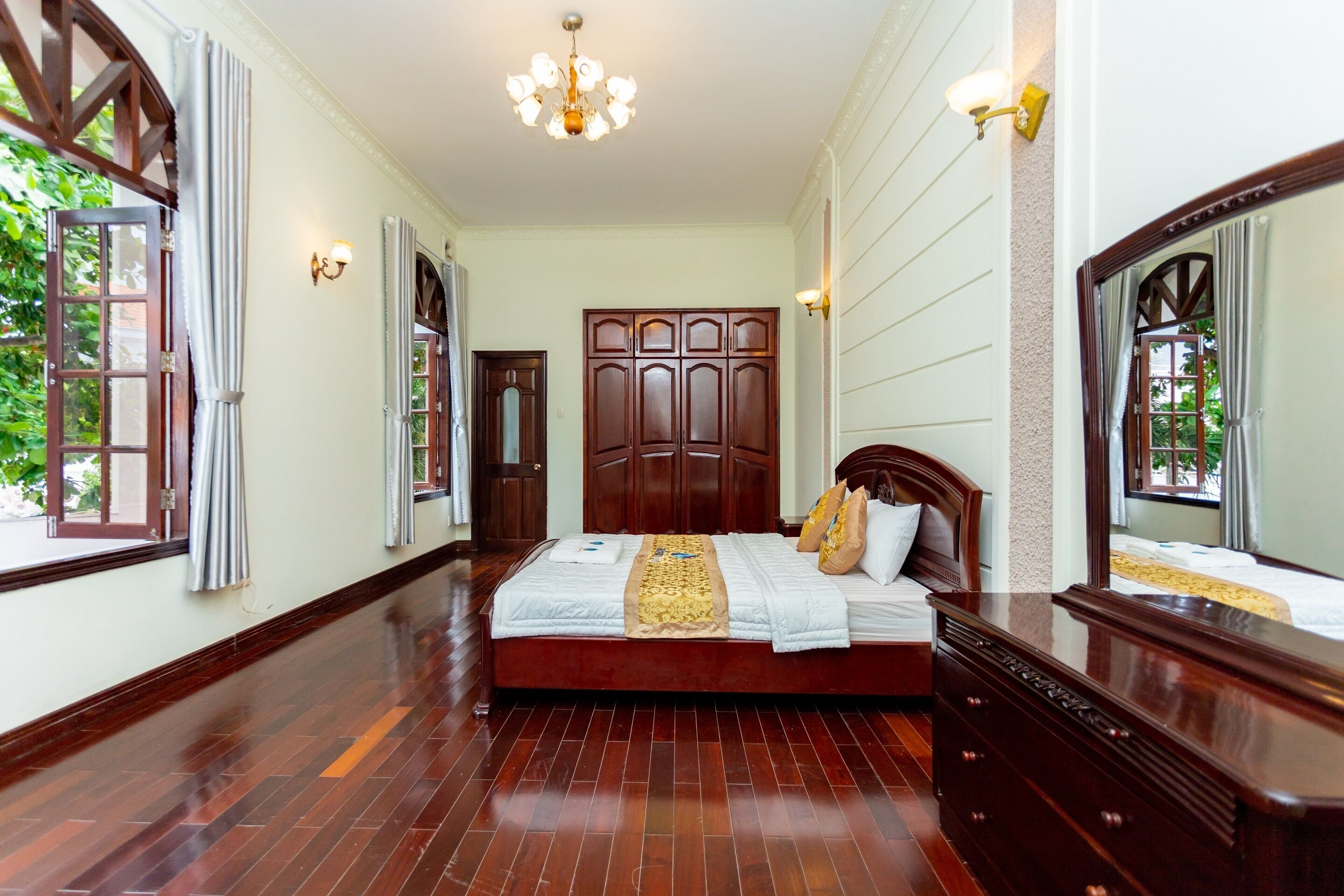 Premier Villa | 8 bilik tidur, dihias secara berasingan 