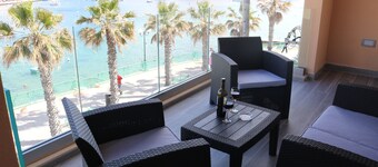 Apartment 2 seafront