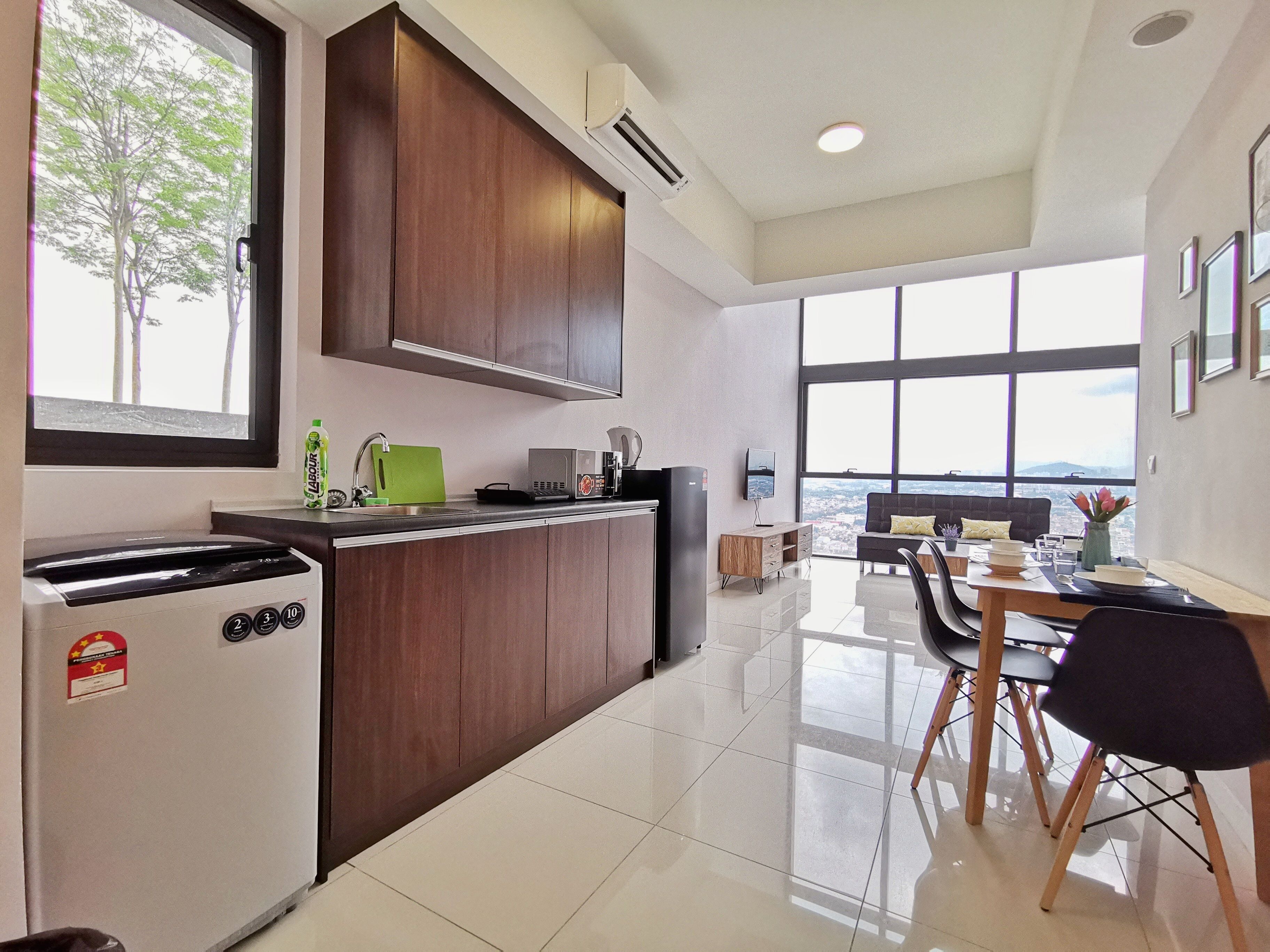 Private kitchenette