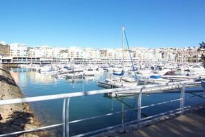 Marina/club náutico