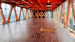 A spacious interior with a high ceiling, large windows, and a modern design. - Minsu Ekocheras (Kuala Lumpur)