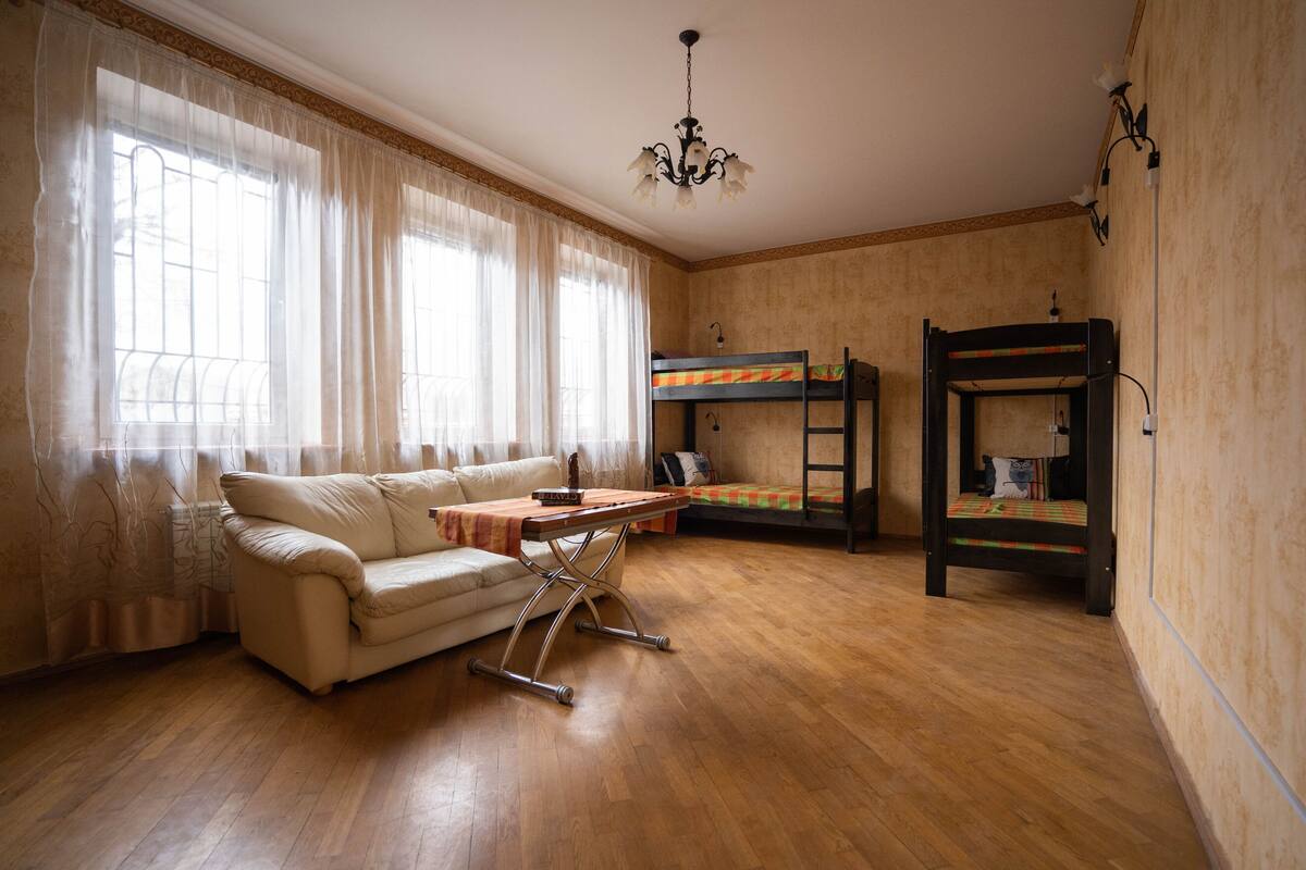 Individually furnished, blackout curtains, iron/ironing board, free WiFi