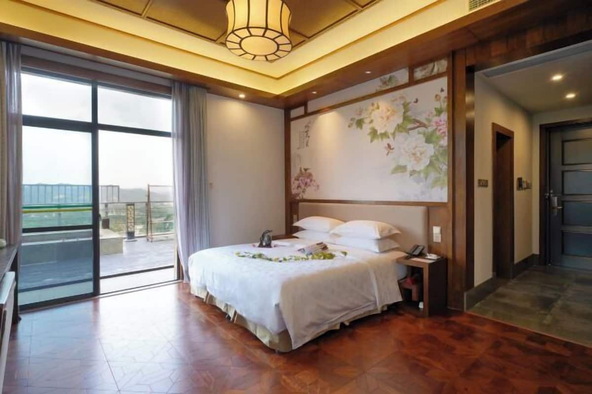 1 bedroom, desk, free WiFi