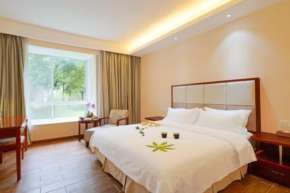 1 bedroom, desk, free WiFi