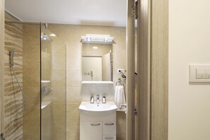 Apartment (65 m2) | Bathroom sink - Live & Sleep (Novi Sad)
