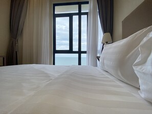 Individually decorated, individually furnished, desk, laptop workspace - Timurbay by Seascape (Kuantan)