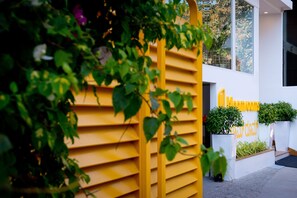 Entrée de l’hébergement