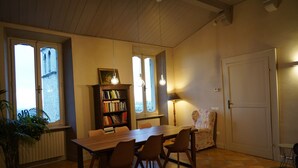 Uklassifisert bilde, 2 av 9, knapp
