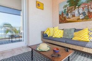 تلفزيون، كُتُب