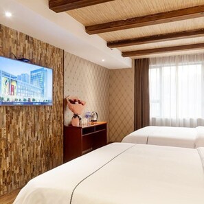 Suite Galerie | Bureau, rideaux occultants, chambres insonorisées, Wi-Fi gratuit