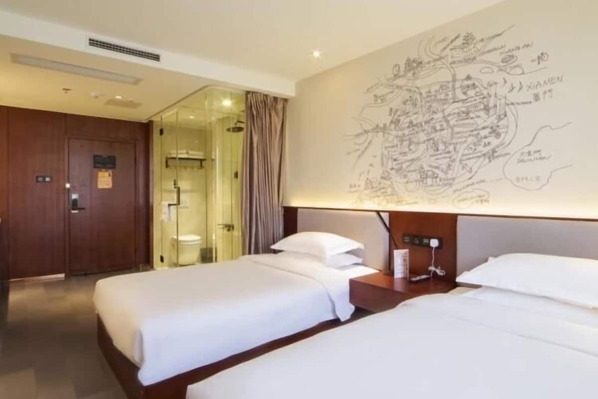 twin room, non smoking | blackout curtains, free wifi, bed sheets