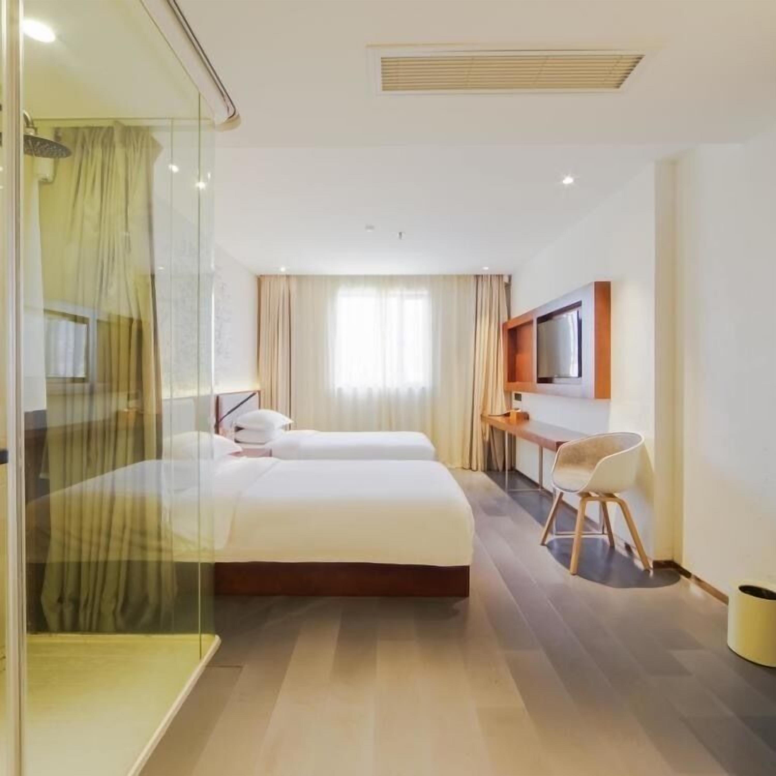 twin room, non smoking | blackout curtains, free wifi, bed sheets