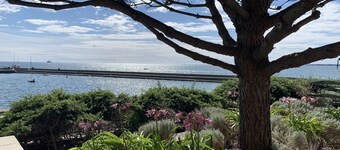 APPARTEMENT FACE à LA MER  Centre Ville CONCARNEAU
"Le Balcon Bleu"