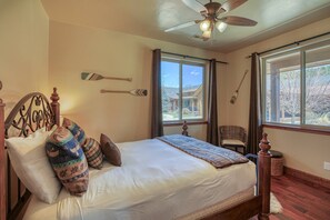 3 bedrooms, memory-foam beds, Internet, bed sheets