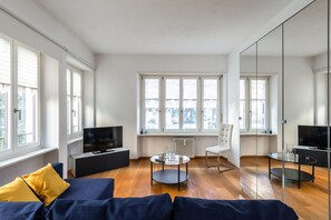 Appartement, 1 chambre | Salle de séjour