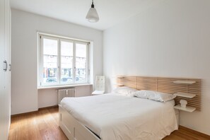 Apartment, 1 Bedroom | 1 bedroom, iron/ironing board, cribs/infant beds, free WiFi - Tigli (Lugano)