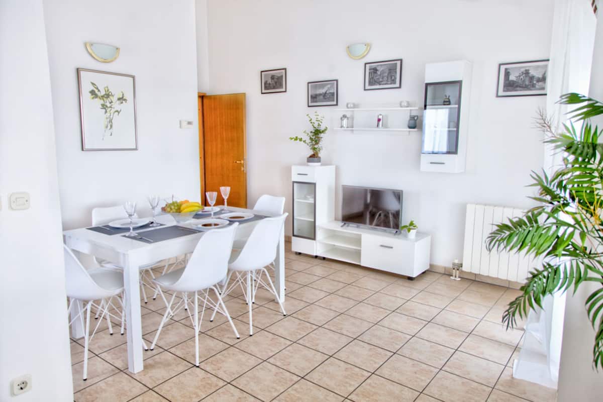 Apartment, 2 Bedrooms (2)