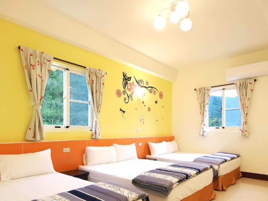 Chambre Familiale (6PAX)