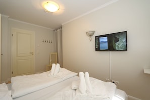 3 bedrooms, WiFi