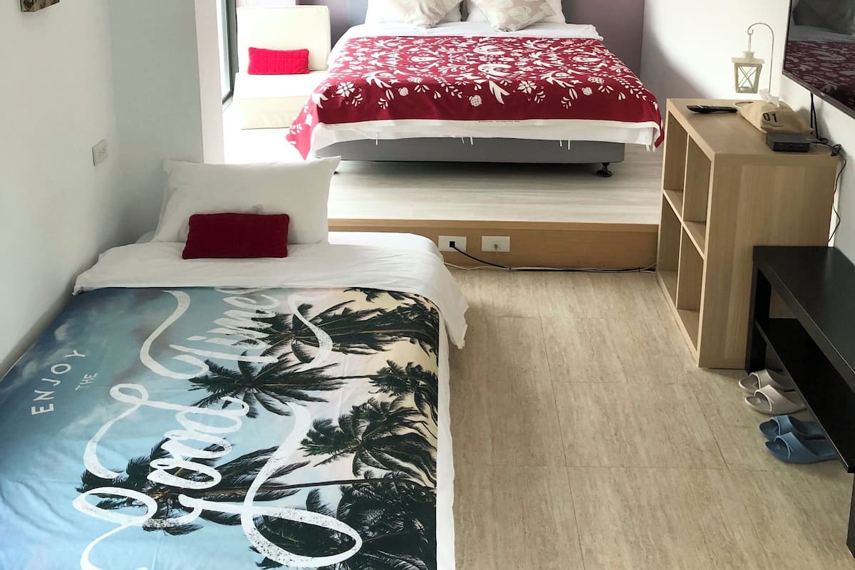 Comfort Triple Room | Blackout drapes, soundproofing, free WiFi, bed sheets