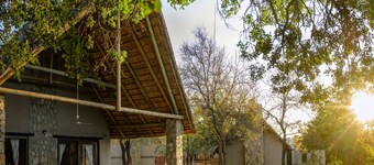 Leopard's Lair Bush Lodge