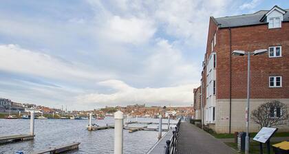 Whitehall 1 Apartment